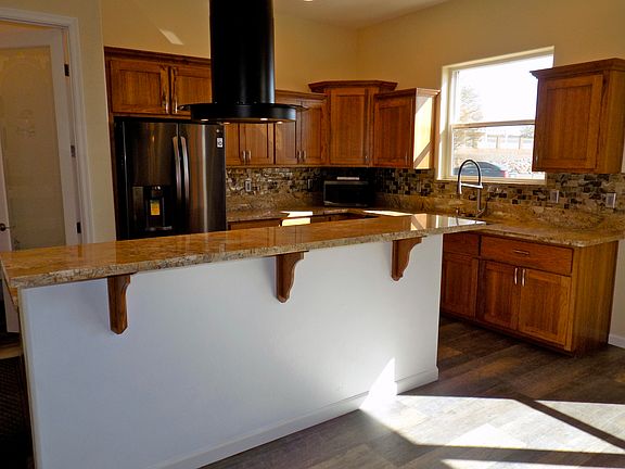 4th image of 3373 McCormick Blvd