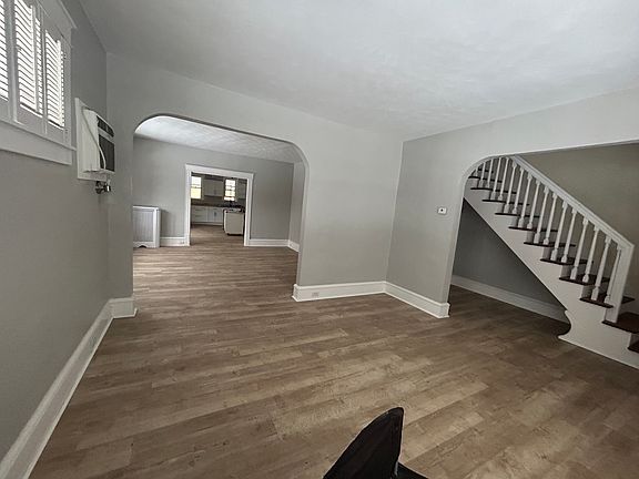 3rd image of 17 W Main St #17