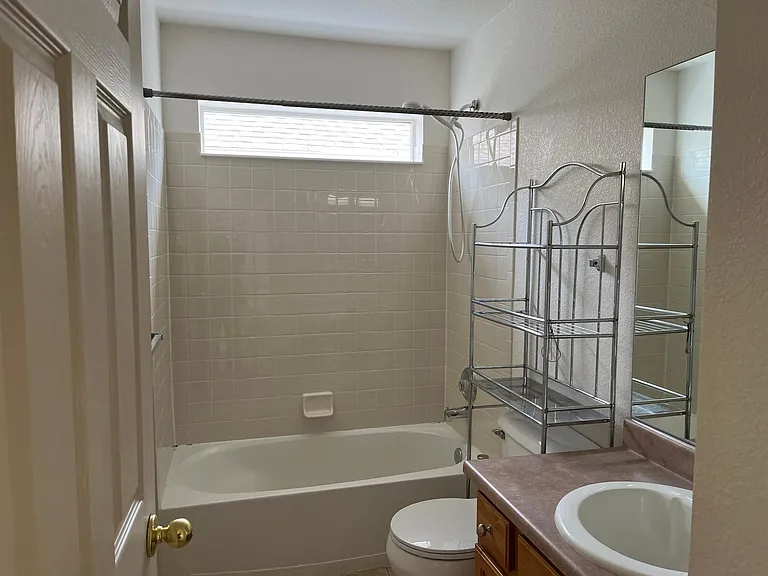 1733 Fossil Creek Pkwy — Photo 22