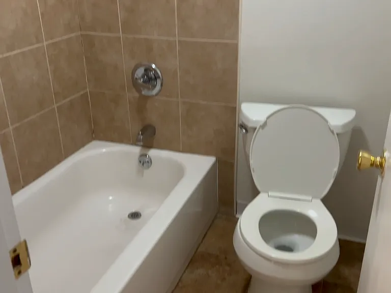 3806 Hyde Park Ave #11 — Photo 6