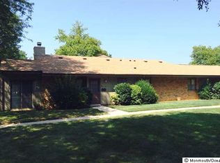 6 Middlebrook Ct, Red Bank, NJ 07701