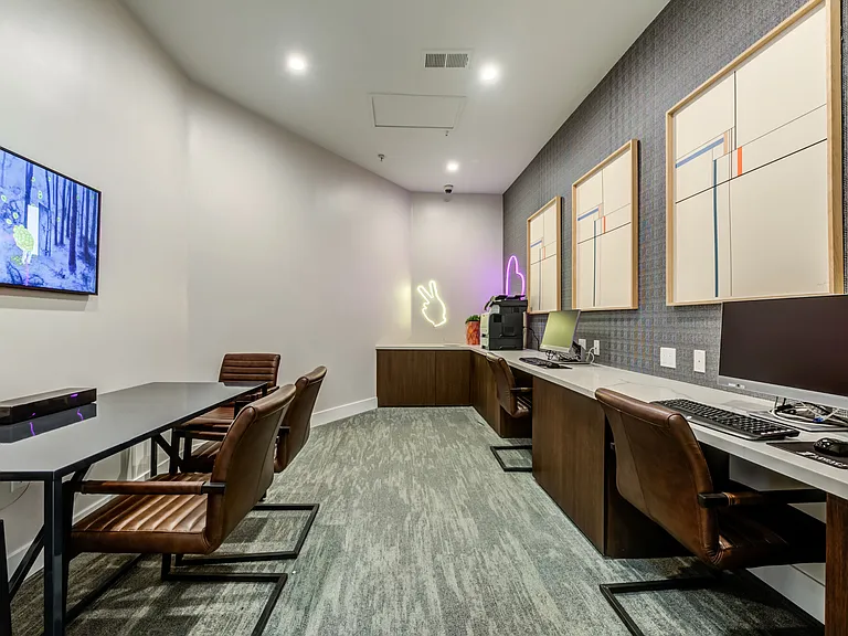 Triana Apartments — Photo 46