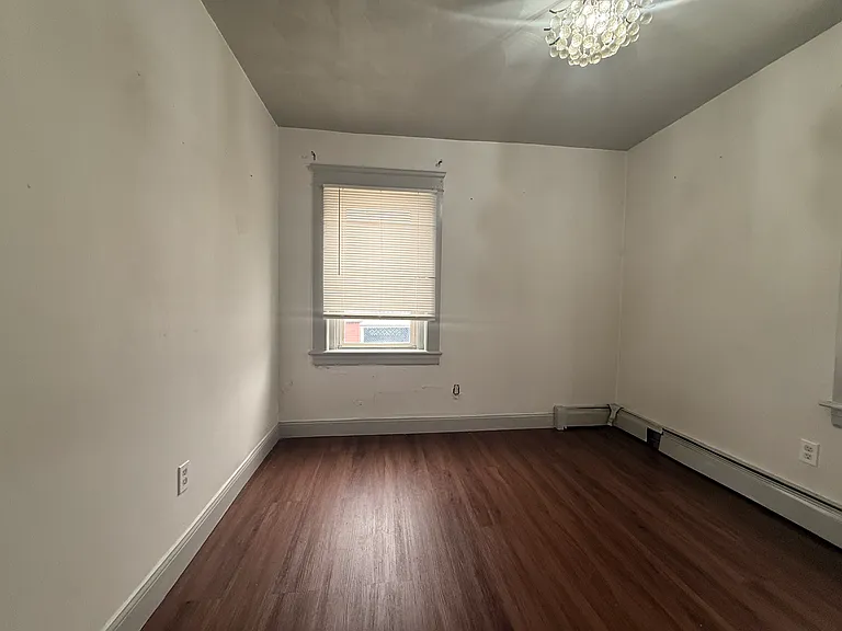 384 Juniper St #1 — Photo 8