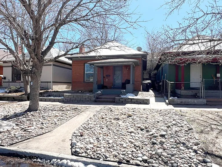 You can call this lovely bungalow your home!