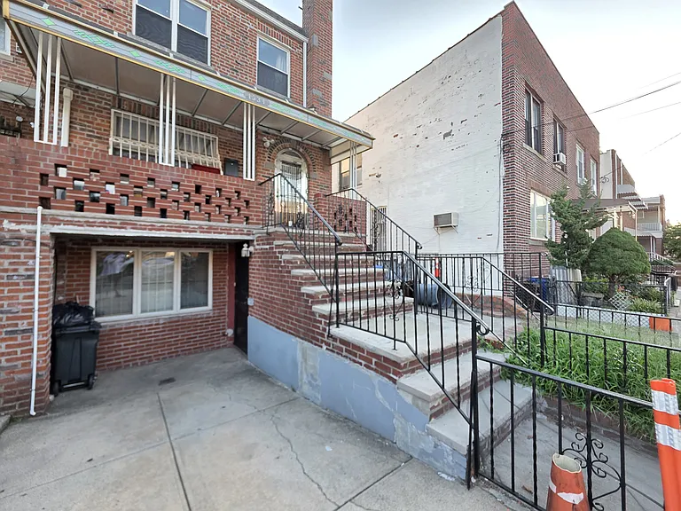 1534 64th St — Photo 21