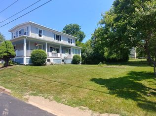 125 Grove St #A, Dover, NH 03820