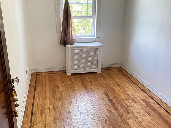 small bedroom