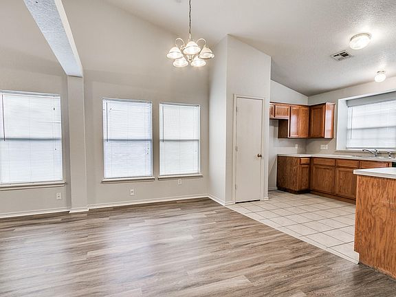 3rd image of 10449 Fairfax Ln