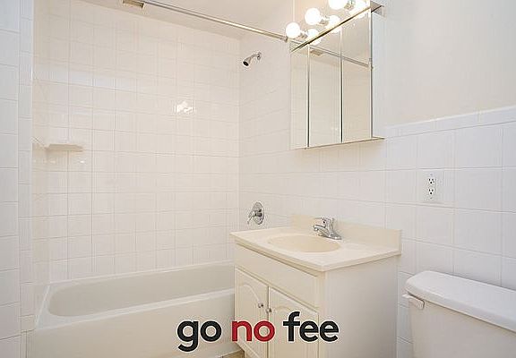 5th image of 444 Manhattan Ave APT 5E