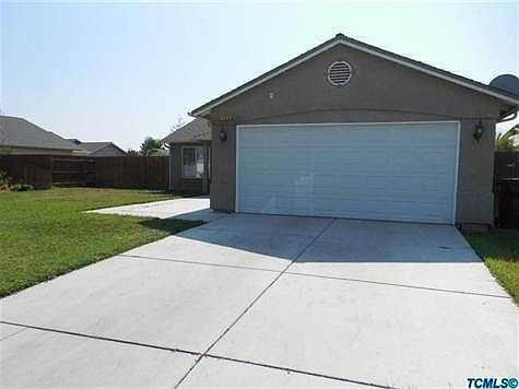 Front view of home  PLEASE NOTE WRONG DIRECT SIONS below   West on Tulare Ave to just beyond West St then left on American and then right on  Yellowstone