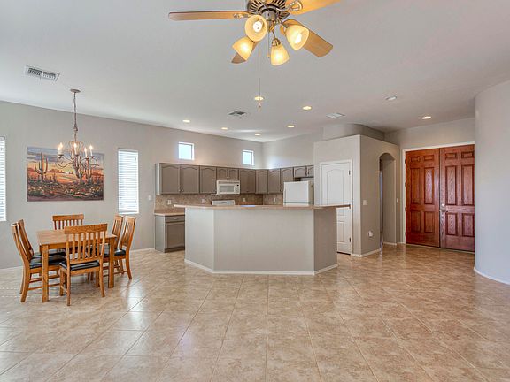 5th image of 288 N Cobalt Dr