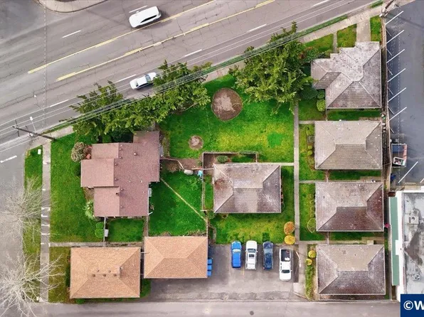 1735 Market St NE, Salem, OR 97301