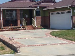 735 E Charron Pl, Compton, CA 90220