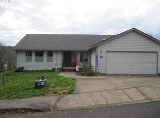 695 Lakeview Dr, Vernonia, OR 97064