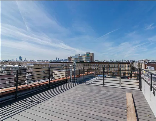 Rented by SCOUTBK.COM | media 11