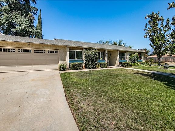 2nd image of 1323 Del Haven Ct