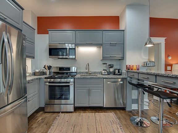 Great under and above cabinet lighing