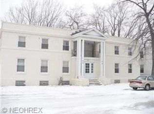 13 Paradise Ct, Fairport Harbor, OH 44077