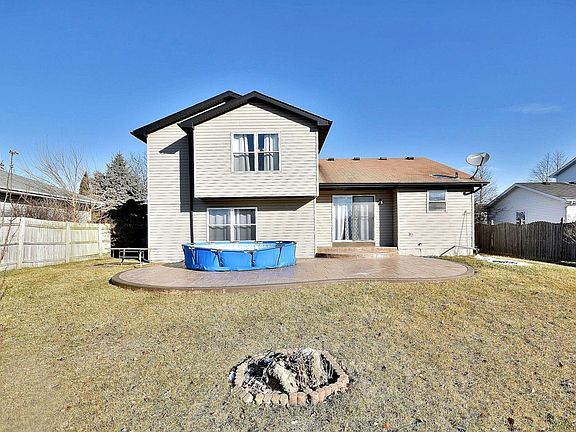 3rd image of 6606 Goldhaber Ln