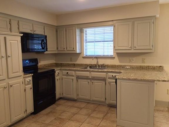 5th image of 8172 Bobwhite Dr
