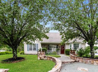 1812 Lochwood Dr, Greensboro, NC 27406