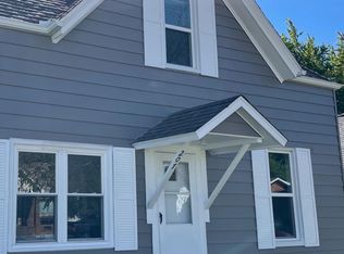 207 Pleasant St, Benson, IL 61516