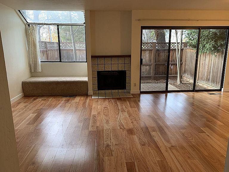 1st image of 1078 Colorado Pl