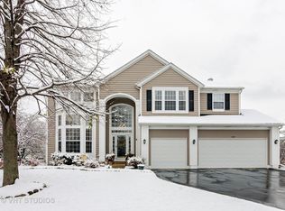 1804 Louisville Ln, Crystal Lake, IL 60014