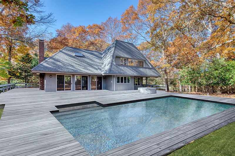 32 Locust Ln, Sag Harbor, NY 11963 | Out East