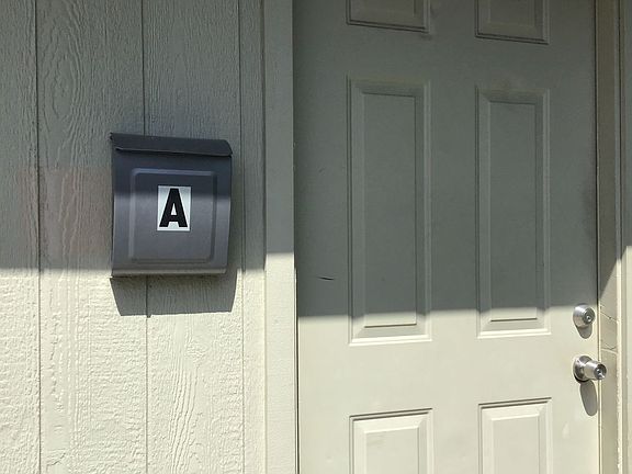 4th image of 714 Louise Ave APT A