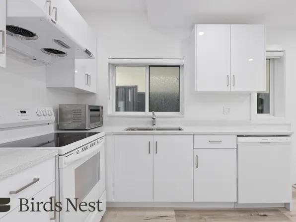 2531 E 46th Ave, Vancouver, BC V5S 1A1
