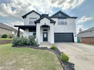 202 Crowfoot Dr, Harker Heights, TX 76548