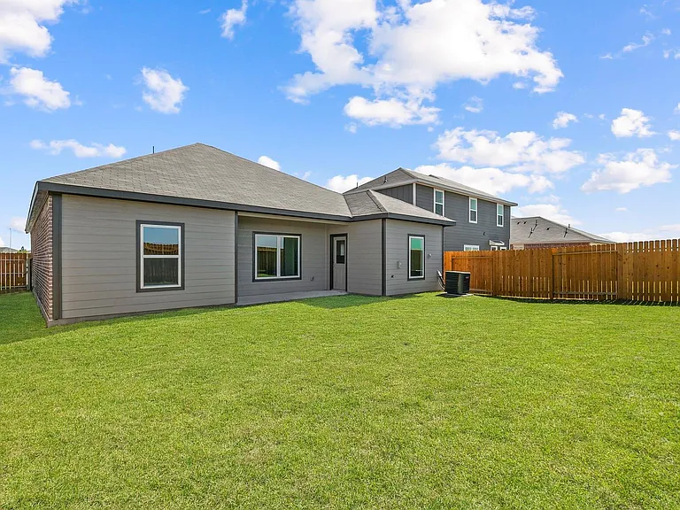 416 San Miguel Creek Dr — Photo 2