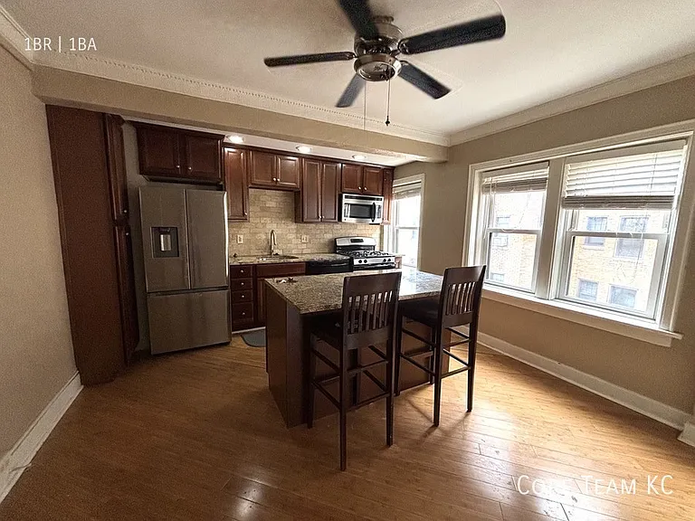4804 Jefferson St #504 — Photo 4
