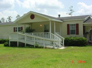 415 Glenn Groover Rd NE, Hinesville, GA 31313