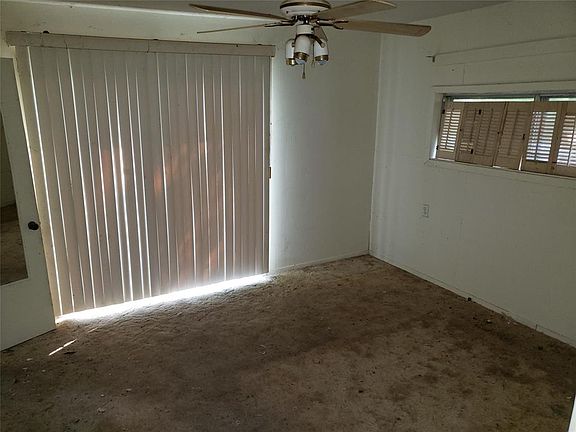 2nd image of 4926 Richfield Ln