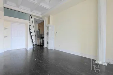 Rented by Hecht Group