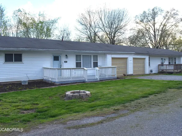 200-202 Douglas Dr, Auxvasse, MO 65231