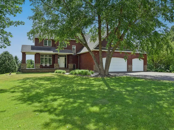 12621 246th St, Chisago City, MN 55013