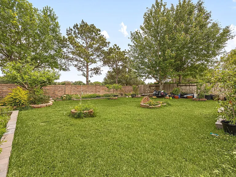 9722 Eagle Peak Ct — Photo 47