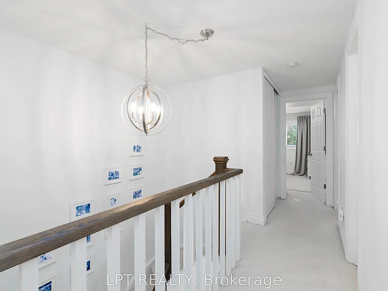 6 Odin Cres — Photo 15