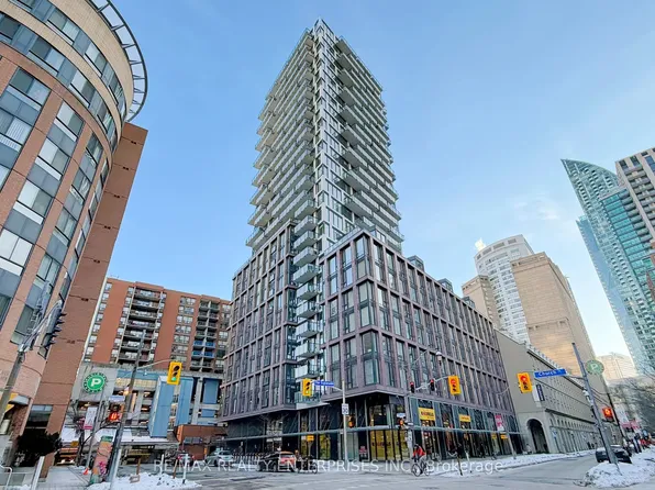 2 A Church St #1206, Toronto, ON M5E 0E1