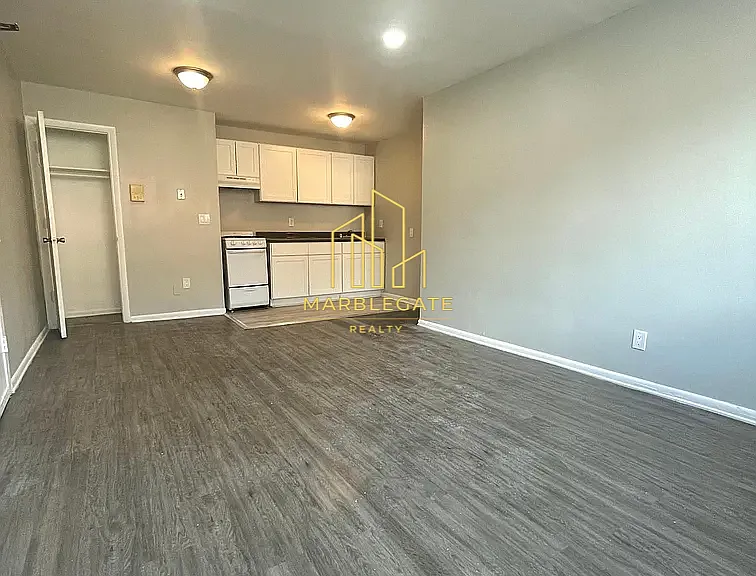 404 Stuyvesant Ave #33 — Photo 3