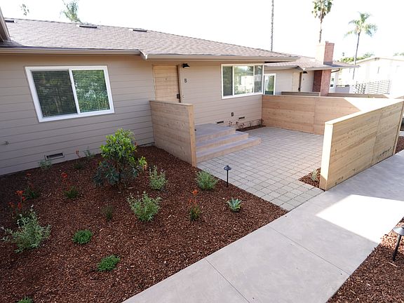 4th image of 103 W Calle Crespis #B