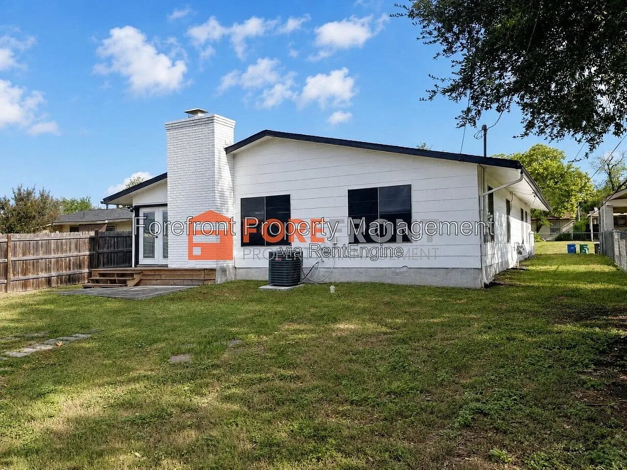 3 bed, 2.0 bath, 1767 sqft, $1,695 — Photo 4