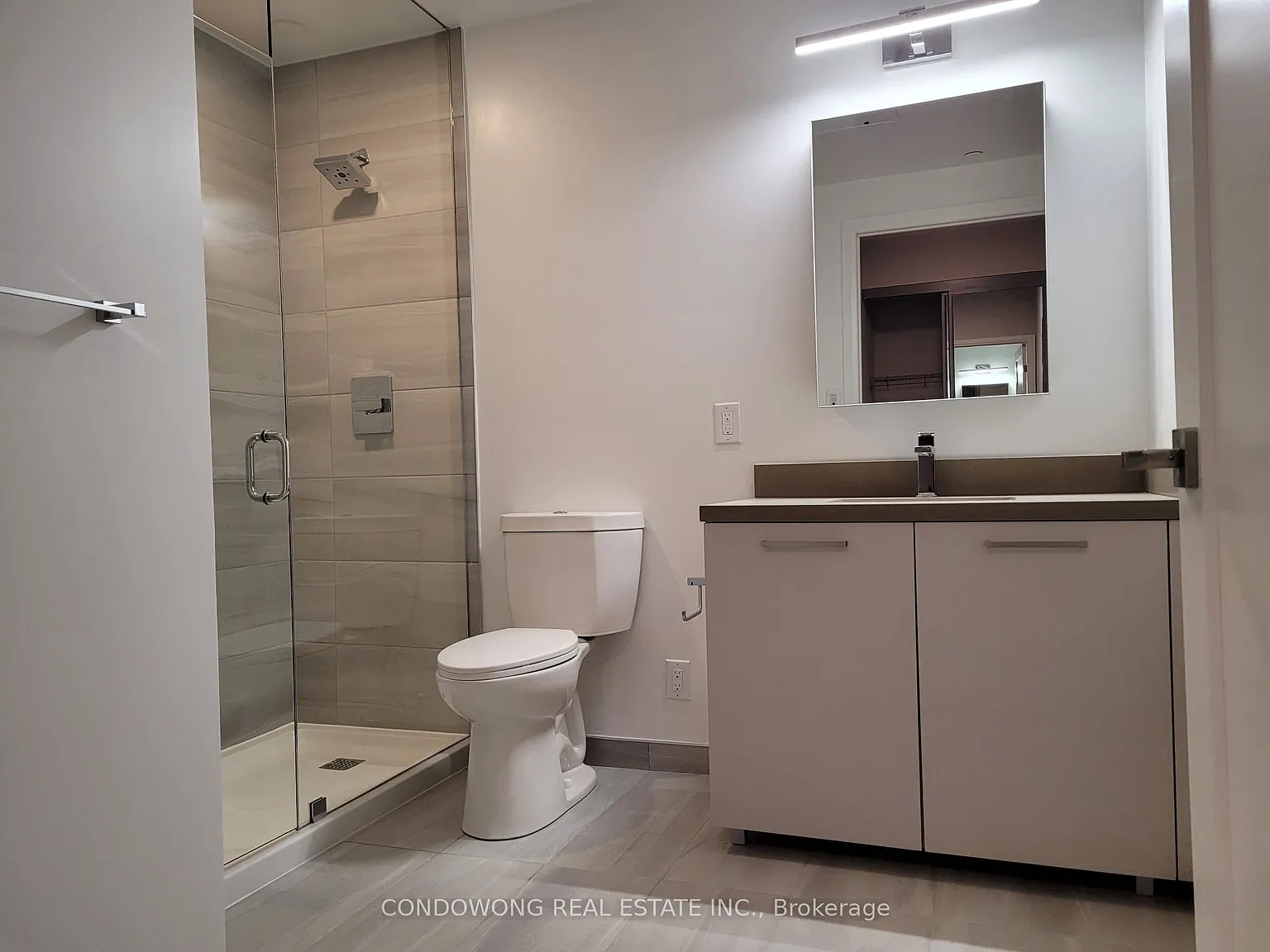 2 bed, $2,400 — Photo 4