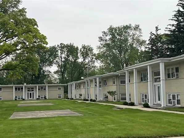 1032 E Division St APT C, Lombard, IL 60148