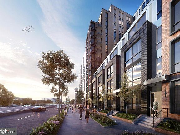 5th image of 1211 Van St SE