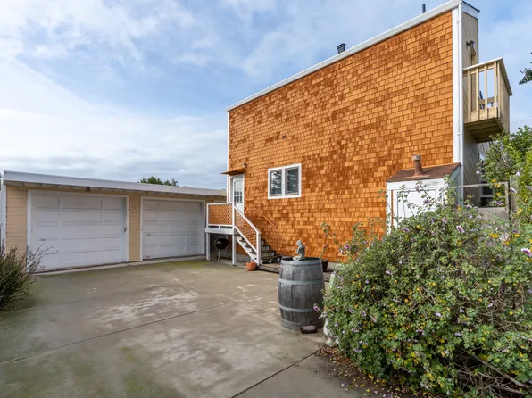 280 Brighton Rd #2, Pacifica, CA 94044