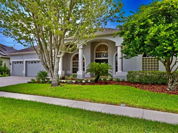 1442 Highwood Pl, Zephyrhills, FL 33543
